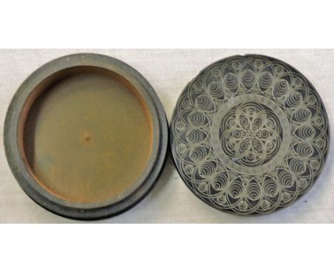 Snuff Box - Round Ebony  Approx 3" in diameter.  A really nice object.