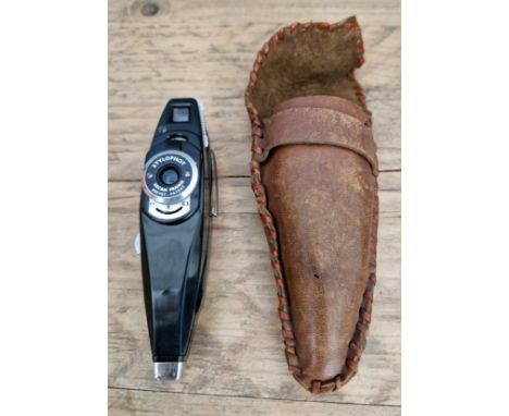 A circa 1960s Stylophot spy sub-miniature camera. 