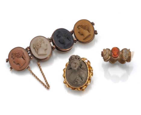 Konvolut Kameen SchmuckItalien, 2. Hälfte 19. Jh.RM 59/H. 3,2 cm/L. 18,5 cmRing vergoldet mit 1 Korallen Kamee und 6 Lava Kam