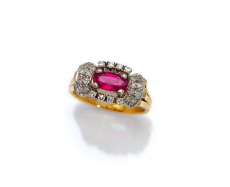 Rubin-Diamant-RingJuwelier Kurtz, Stuttgart, 1950er JahreRM 55750/000 Gelb- und Weißgold (punziert) sowie Juwelierstempel. 1 