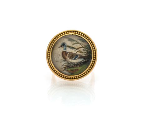 Glas-Intaglio Ring mit WildenteEngland, um 1900RM 529ct Rosé- und Gelbgold, Glas- oder  Kristall, von hinten graviert und bem