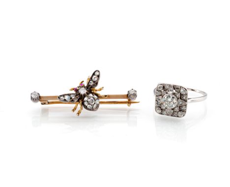 Ring und Broschewohl Deutsch, um 1940RM 54/L. 35 cmRing Platin (getestet und graviert), 20 Achtkantdiamanten -Altschliffe, ca
