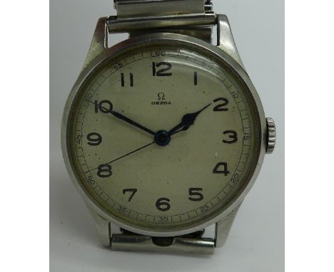 A gentleman's stainless steel Omega manual wind wristwatch, 33.5mm diameter, circa 1942, working