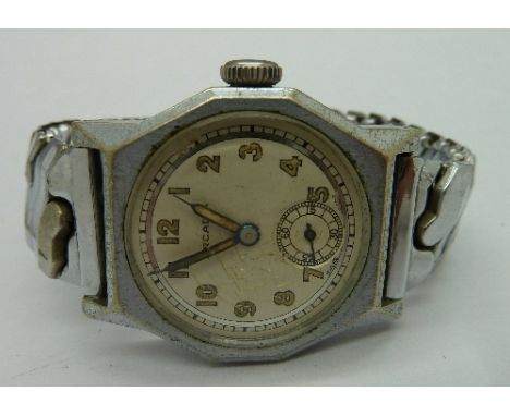 A gentleman's base metal Arcadia manual wind wristwatch, 28mm diameter, circa 1940's working
