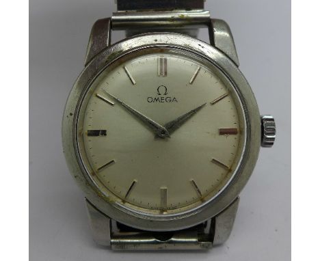 A gentleman's stainless steel Omega manual wind wristwatch, calibre 420, 34mm diameter, circa 1954, working