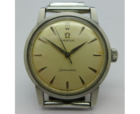 A gentleman's stainless steel Omega Seamaster manual wind wristwatch, 33mm diameter, circa 1950's, working