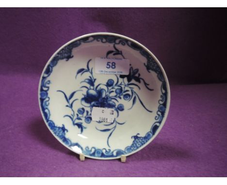A Worcester pin dish having blue and white floral decoration, around late 1700s.