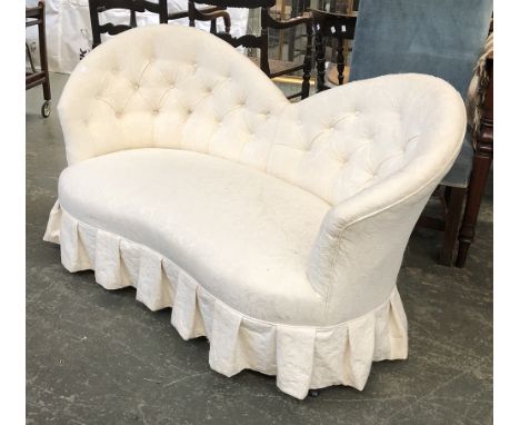 A 20th century two seater buttonback sofa, 140cmW