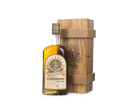 GLENMORANGIE 1974 ORIGINAL Single Malt Scotch Whisky Bottled 1999, bottle no. 1949 of 2000. 50cl, 43% volume, in wooden box.