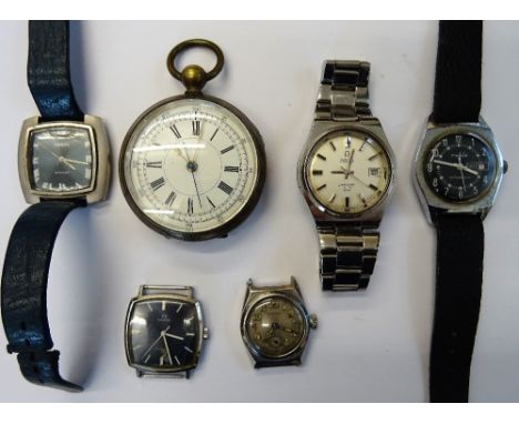 An Omega Automatic Seamaster Cosmic 2000, gentleman's steel bracelet wristwatch, the signed silvered dial with baton shaped n
