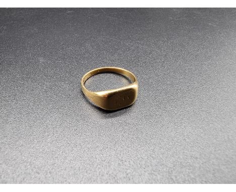 An 18ct gold signet ring, size R1/2, 5g. 