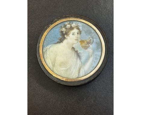 Faux tortoise shell snuff box 