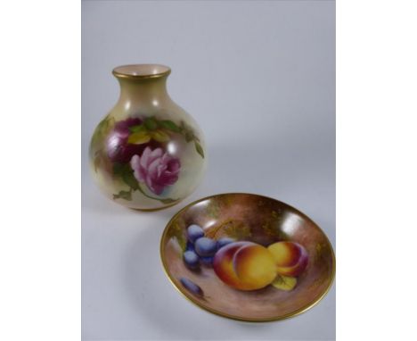 ROYAL WORCESTER, SQUAT VASE, 2491, WITH ROSE DECORATION, APPROX. 7.5 cm AND A MODERN WORCESTER PIN DISH WITH FRUIT DECORATION