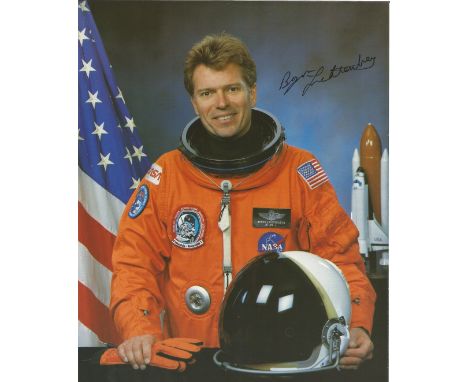 Byron Lichtenberg signed 10x8 colour portrait photo. American engineer and fighter pilot who flew aboard two NASA Space Shutt