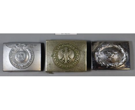 Three German belt buckles, Luftwaffe and SSand German army (probably copies). (3)(B.P. 21% + VAT) 