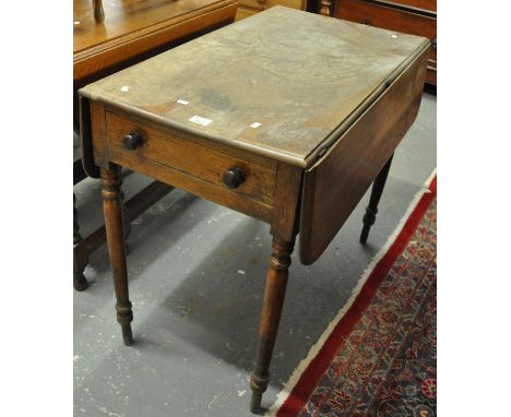 Victorian oak Pembroke table on ring turned legs.(B.P. 21% + VAT) 