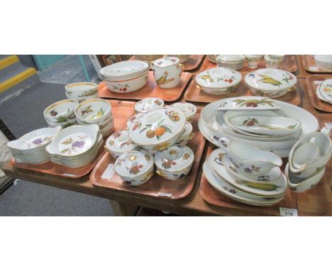 Five trays of Royal Worcester Evesham oven to tableware items, various including; two handled lidded tureens, bowls, gravy bo