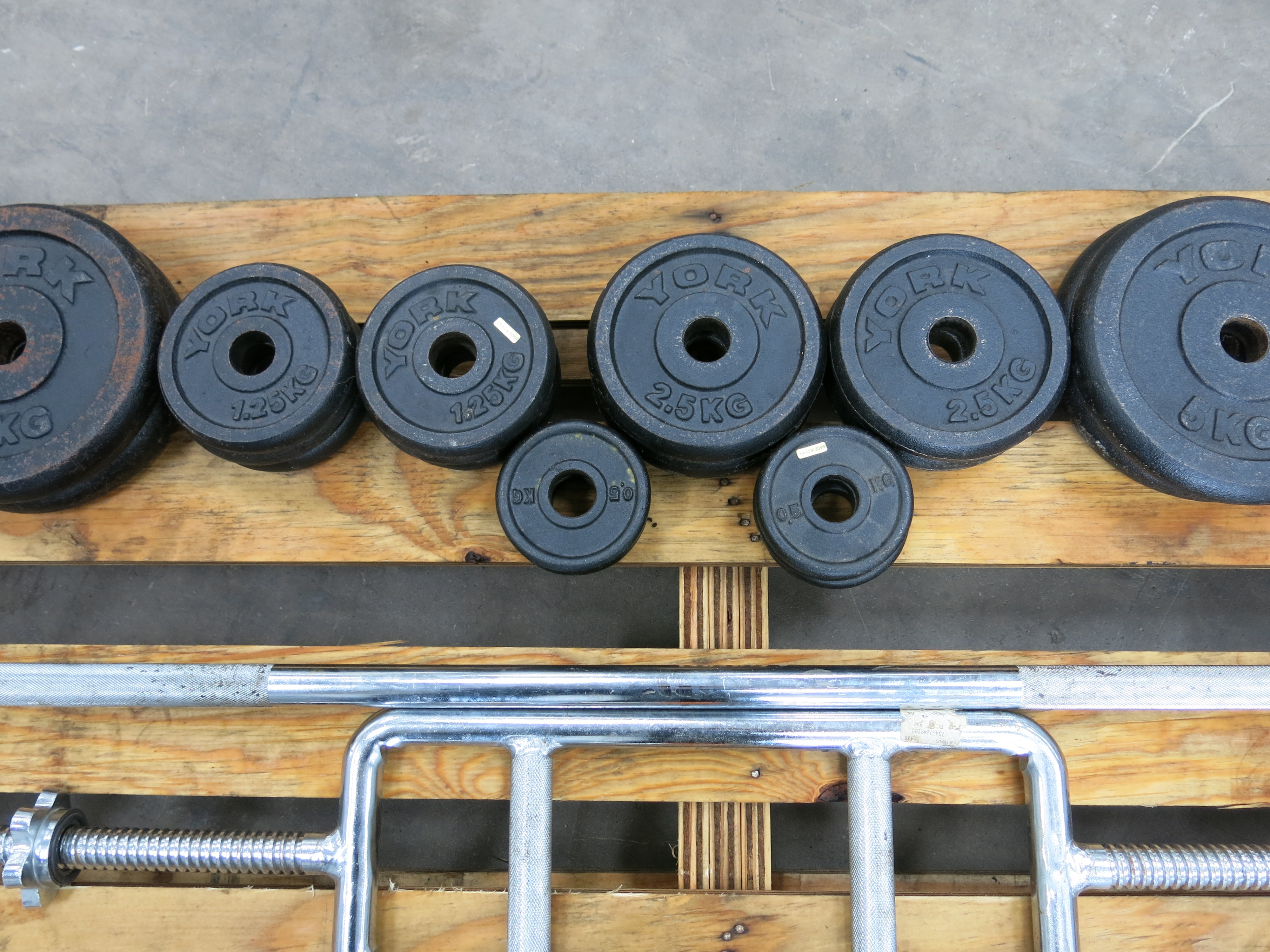 Set of Olympus Dumbbell bar bells to include York plates, 2 x 10kg, 8 x ...