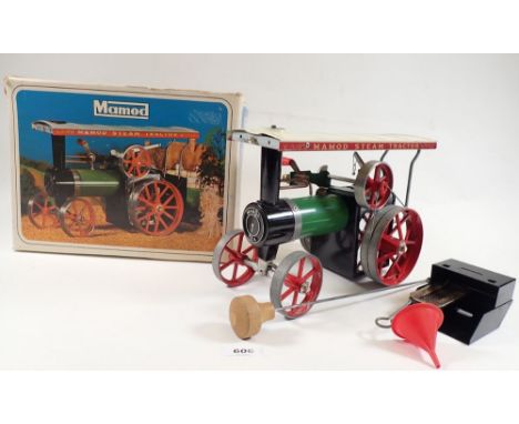 A Mamod Steam Tractor Engine TE1A with original box 