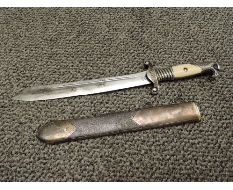 A German WWII RAD Officers Dagger made by Alcoso Solingen, bakelite and metal grip, blade inscribed Arbeit Adelt, blade lengt
