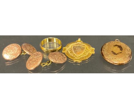 A Selection of Jewellery;to include a "9 375" stamped engraved shield fob medal A/F, gross weight approx. 4.3 grams, a base m
