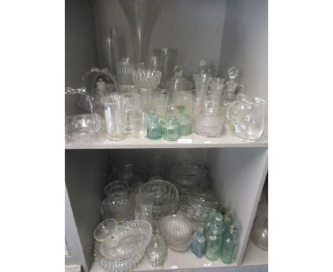 Mixed glassware to include vintage bottles, cut glass bowls and other mixed glass 