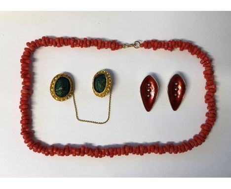PAIR OF SCARAB BEETLE CLOAK CLASP, A SOH NORWEGIAN ENAMEL STERLING CLIP ON EARRINGS AND RED CORAL EFFECT NECKLACE 