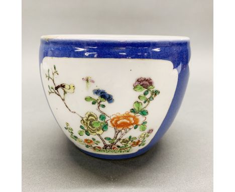 A 19th/early 20thC Chinese handpainted porcelain planter, Dia. 12cm H. 15cm.