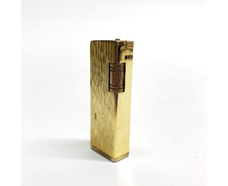 A Kingsway vintage goldplated cigarette lighter, H. 6.5cm.