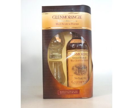GLENMORANGIE 10YO GIFT BOX
A giftpack from Glenmorangie that contains: GLENMORANGIE 10 YEAR OLD Single Malt Scotch Whisky.  7