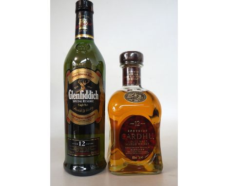 CARDHU 12YO & GLENFIDDICH 12YO
A pair of Speyside single malt scotch whisky.  CARDHU 12 YEAR OLD.  70cl.  40% abv.  In origin
