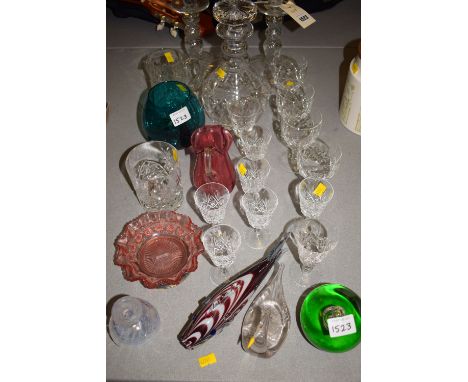 Miscellaneous glassware, to include: a mallet-shaped decanter by Stuart; a pair of candlesticks; small drinking glasses; a Mu