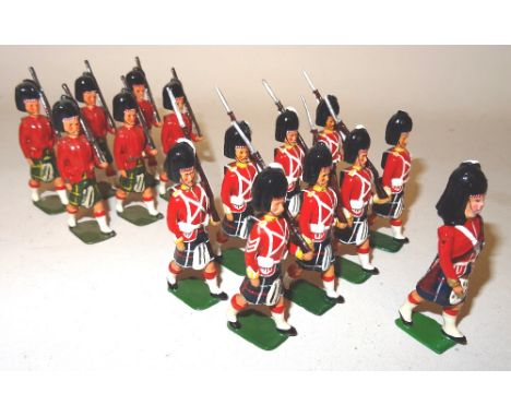 Britains set 112, Seaforth Highlanders marching at the slope FIRST VERSION, box packs, very neatly finished in the early Brit
