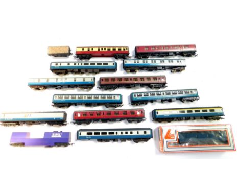 Hornby Tri-ang Lima and other OO gauge coaches, including Inter-City, one boxed, and two wagons. (15)