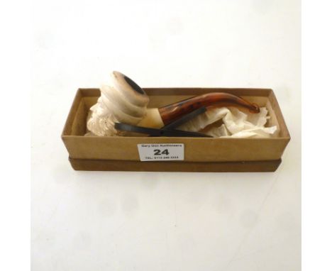ARAB HEAD MEERSCHAUM PIPE WITH STAND APPROX L: 5"