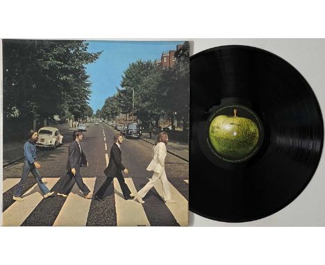 THE BEATLES - ABBEY ROAD LP (ORIGINAL UK 'MISALIGNED' COPY - PCS 7088). Neatly presented original UK pressing of Abbey Road. 