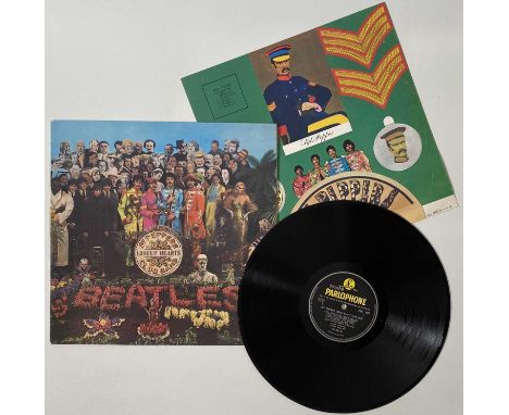 THE BEATLES - SGT. PEPPER'S LONELY HEARTS CLUB BAND LP (ORIGINAL UK 'FOURTH PROOF' COPY - PMC 7027). Always fab to see origin
