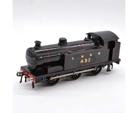 Bassett-Lowke O gauge model railway electric locomotive, LNER 0-6-0, 433, converted to 3-rail, restored with reproduction box