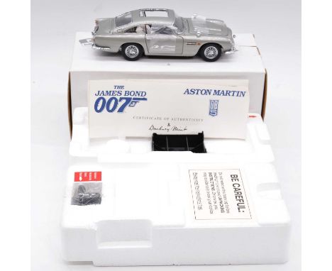 James Bond Danbury Mint model Aston Martin DB5, 1:24 scale, boxed with certificate.