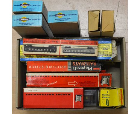 HO gauge model railway passenger coaches and rolling-stock, nineteen various types and makers including Liliput, Lima, Athear