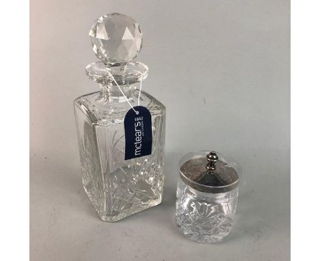 LOT OF DECORATIVE CRYSTAL AND GLASS, including a decanter, 25cm high, a jug and vases