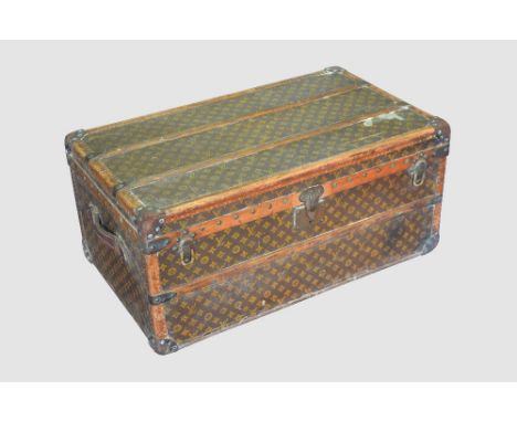 Vintage Louis Vuitton cabin trunk  in typical form with monogramed decoration, lable numbered 730270 silk linned interior wit