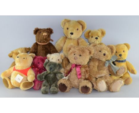 Collection of Teddy Bears to include Hartrick Bear, Blossom Toy by BB Dolls, Gund Bear, Gwentoys Ltd, Pooh Bear by Gabrielle 