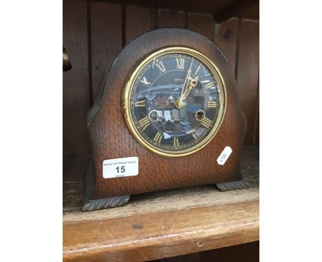 A Smiths mantel clock.Condition: appears to be in good working order although will not be sold with any guarantees, minor scu