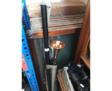 A shooting stick, 2 snooker cues, copper hunting horn, etc. 