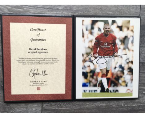 Manchester United Signed Football Photos: Genuine photo of Beckham in Manchester United kit with certificate and folder from 