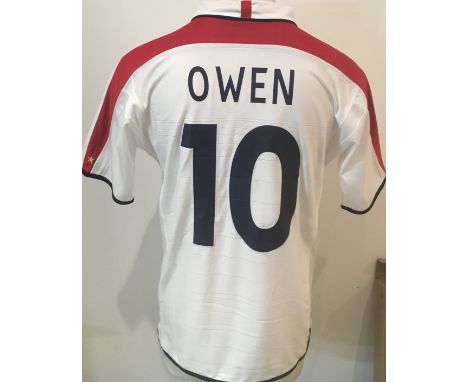 2004 Michael Owen Match Worn England Football Shirt: White short sleeve large shirt with number 10 to front and back with Owe