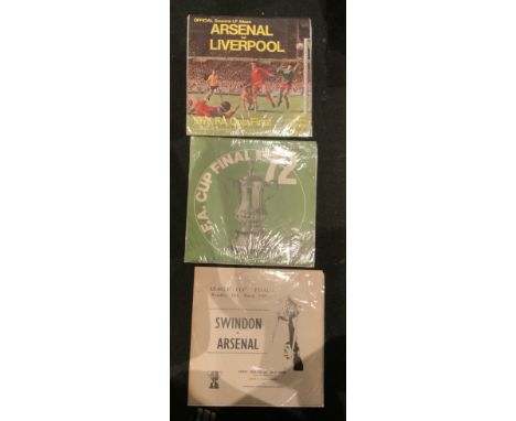 Arsenal Cup Final LP Records: 1969 League Cup v Swindon with 40 minutes of commentary plus FA Cup finals for 1971 + 1972. Ver