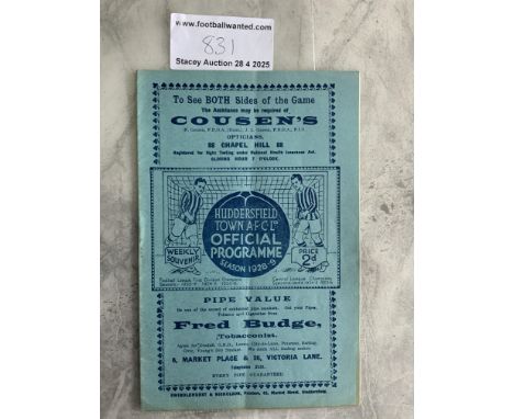 28/29 Huddersfield Town v Liverpool Football Programme: Very good condition programme dated 10 4 1929 with no team changes. W