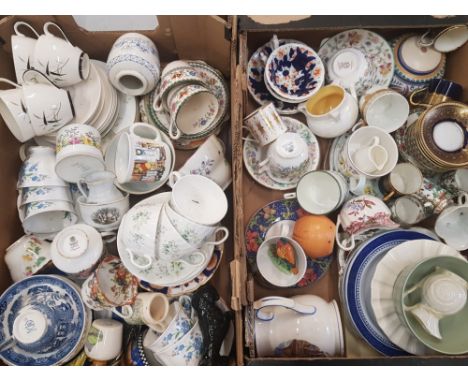 Mixed collection of tea and coffee ware to include Royal Doulton Bamboo trios, Royal Worcester Coffee ware items, Minton tea 